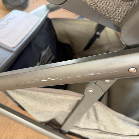 Nuna Mixx Gray and Tan Stroller - Picture 4 of 5